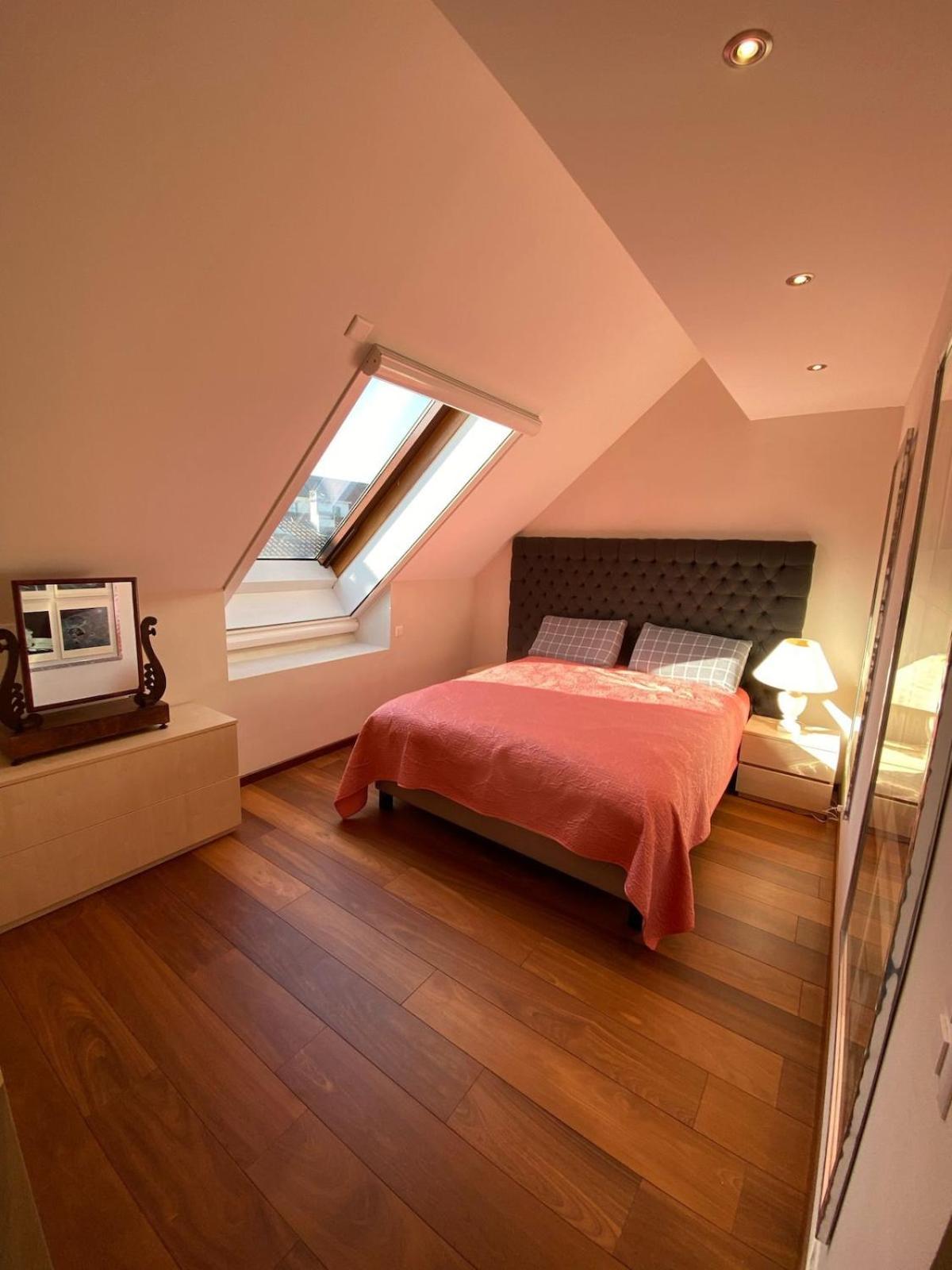 Appartement Magnifique Au Coeur Des Eaux-vives *